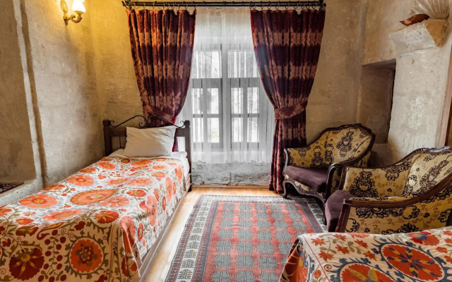 Amber Cave Suites