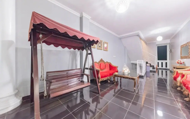 RedDoorz @ Hotel Arwana Tugu Puncak