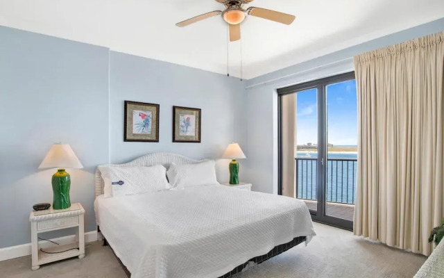 Grand Pointe 602