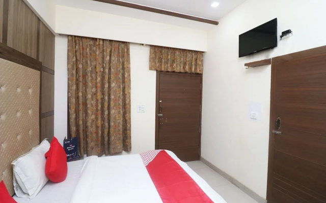 Hotel Amba Inn