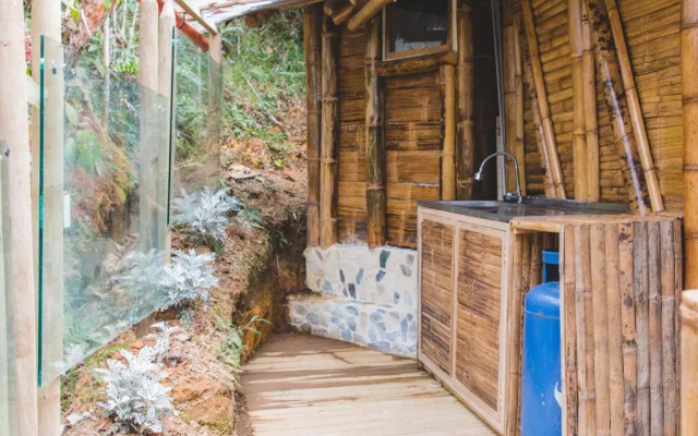 Adriana's Bambu-Lodge