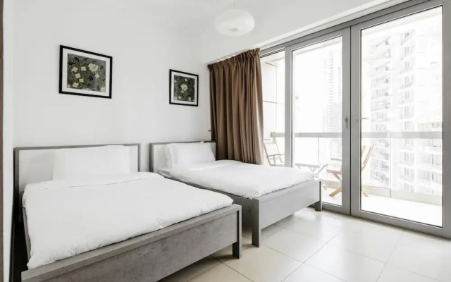 Fantastay Downtown Blvd 8