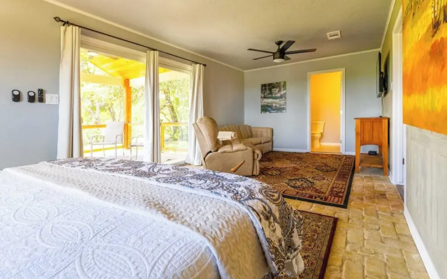 Valley View Retreat for 10