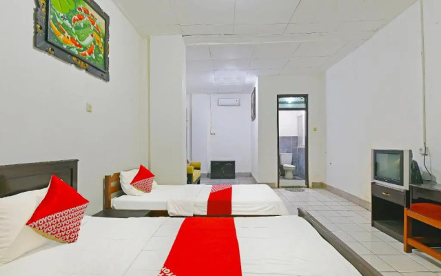 OYO 3244 Grand Chandra Hotel