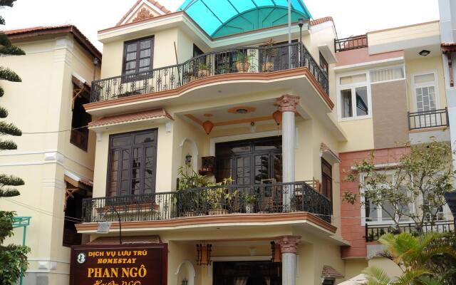 Отель Ngo Homestay Хойан вид на фасад