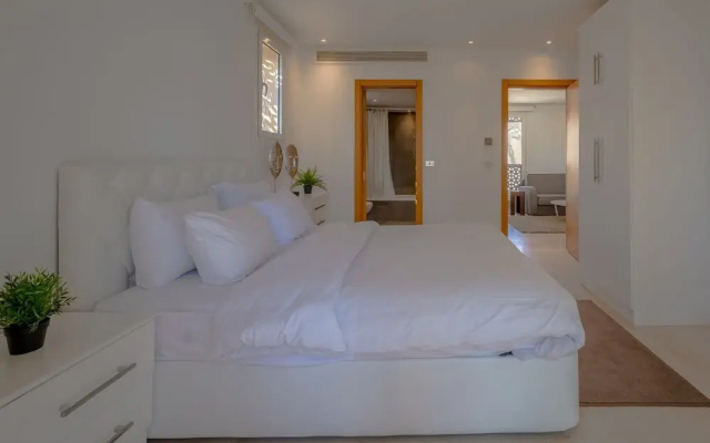 Vesta - Luxury APT - 2BR - Scarab