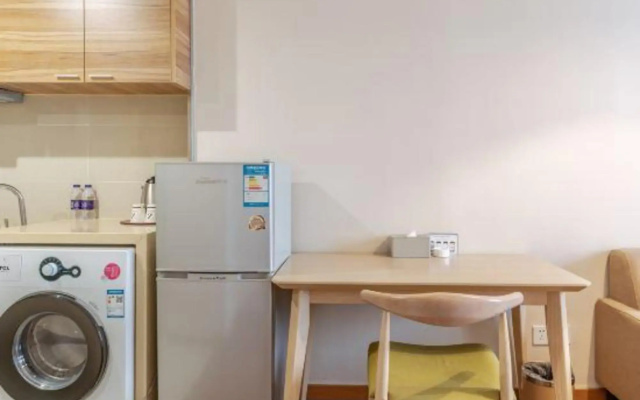 Zsmart Hotel (Hangzhou Zhongda Yintai City Xintiandi Subway Station)