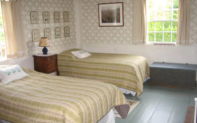 Cobblestone Farm - Six Bedroom Home