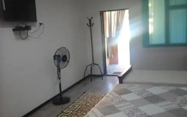 Room on Bogatos 15