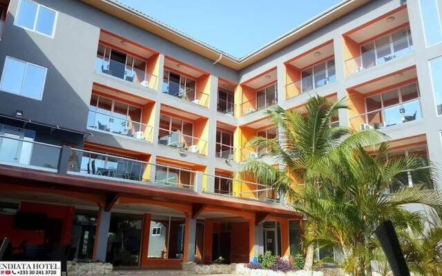 Mendiata Hotel вид на фасад