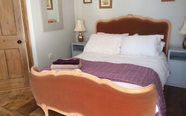 The Rear Of The Plough Bed & Breakfast