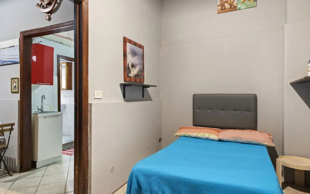 Comfortable Holiday Home in Aci Trezza Near the Sea