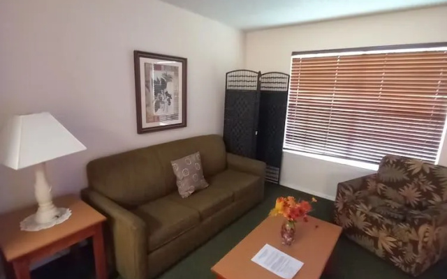 The Tropical Oaks Villa - Near Disney