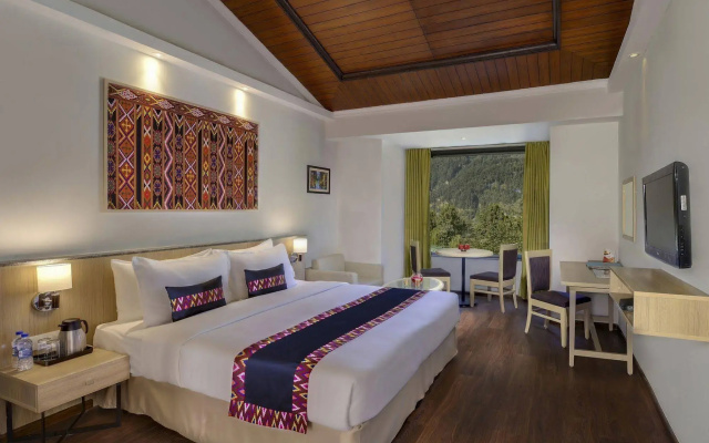 Sterling Manali