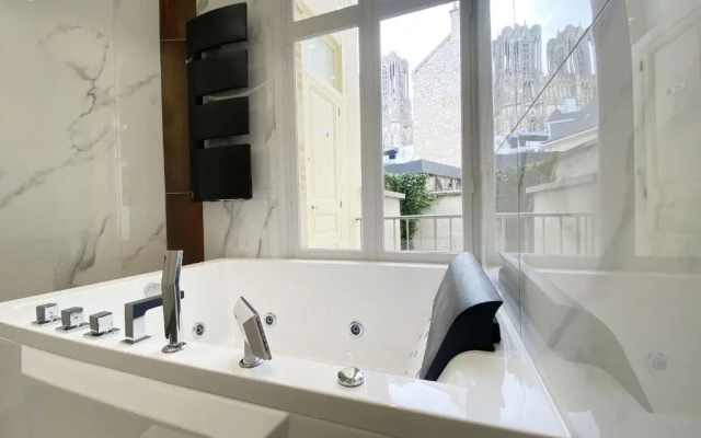 Le Clovis Suites SPA Sauna