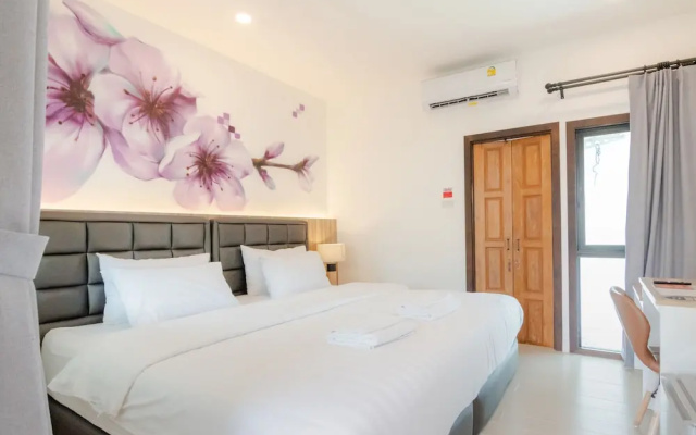 Nine-Kai-Mon Boutique Hotel