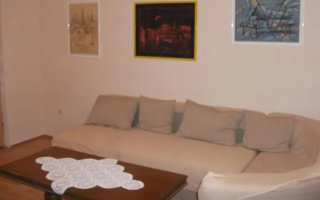 Apartment Iris