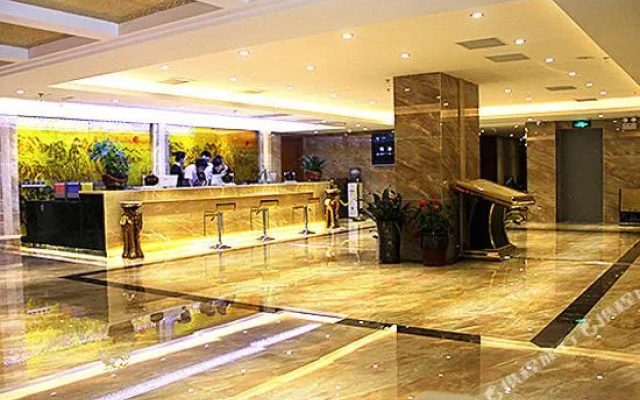 Lushanju Hotel (Central South University Branch)