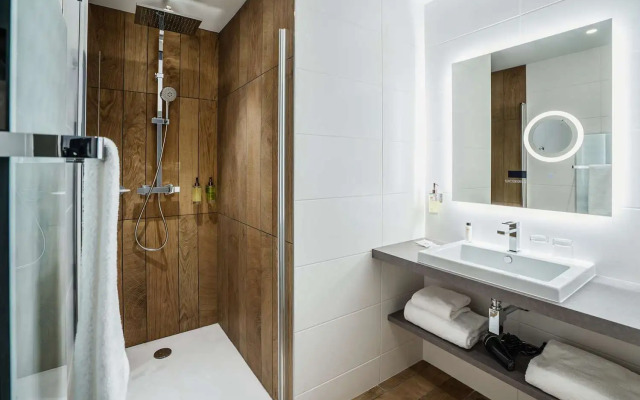 Best Western Plus Hotel De La Cite Royale
