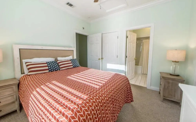 Brzee Bungalow