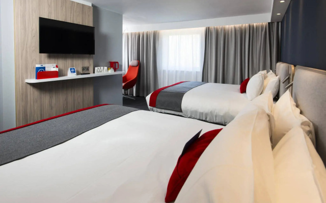 Holiday Inn Express Portsmouth - North by IHG