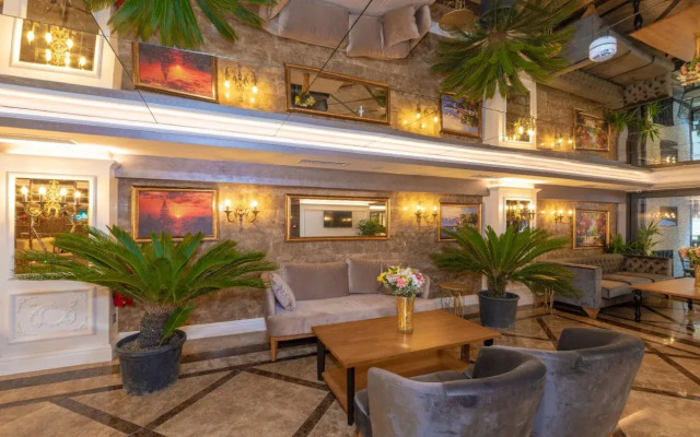 Skalion Hotel