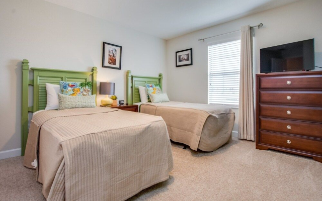 Storey Lake - 3175 Pequod Place