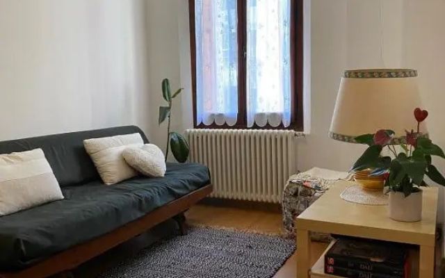 Feltre House