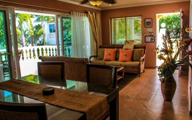 Monaco Suites de Boracay