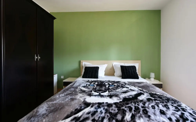 Holiday Apartments Yes Peace