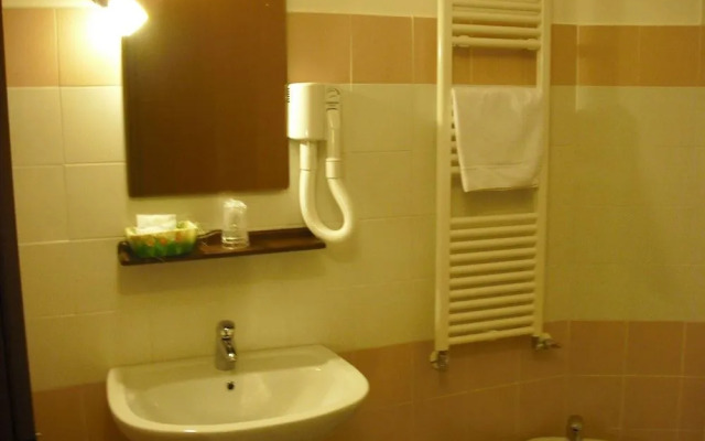 Cascina Garden Hotel