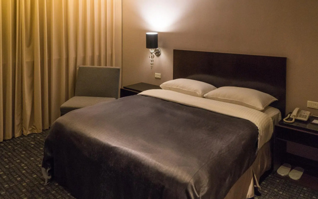 E House Hotel