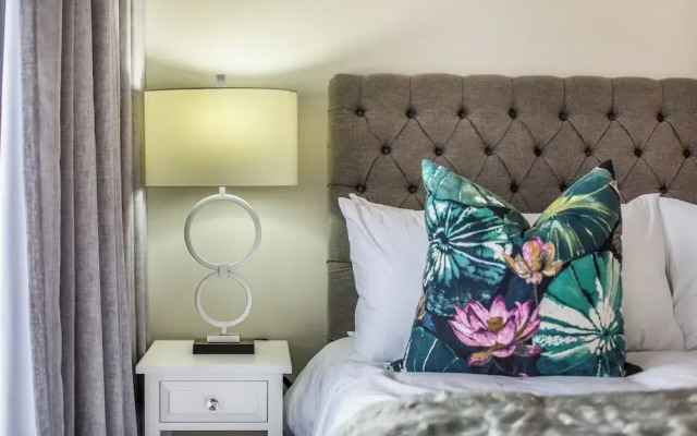 The Docklands 2 Bed Executive Apartment