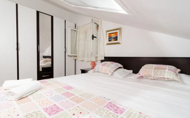 Apartment Mala Ana