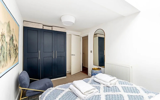 Modern Airy 2-bed Gem in Trendy Stoke Newington