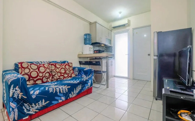 Comfort Green Pramuka 2BR Apartment