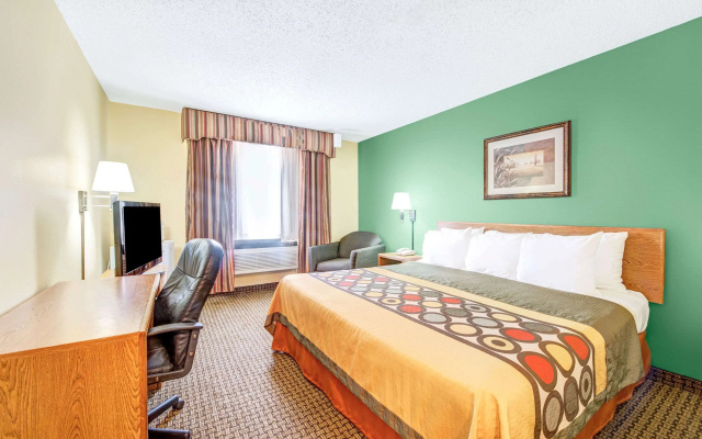 Super 8 by Wyndham McKinney/Plano Area