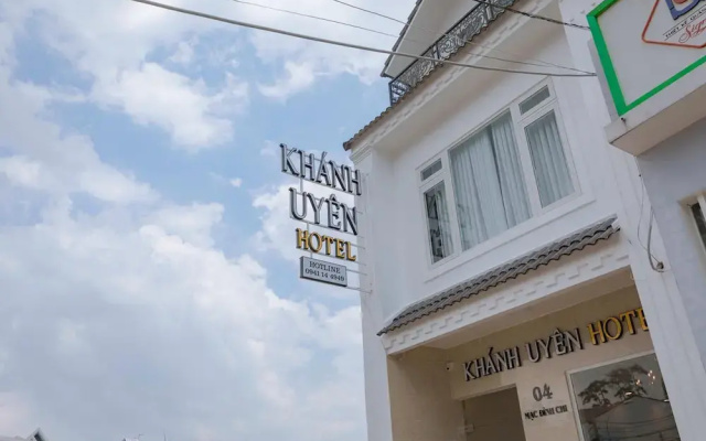Khanh Uyen Hotel