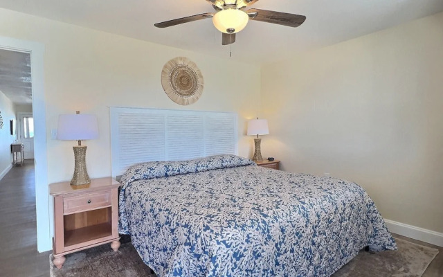 Lighthouse View Oceanfront Lodging