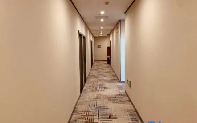 Yiju Hotel (Shijiazhuang Zhonghua North Street Branch)