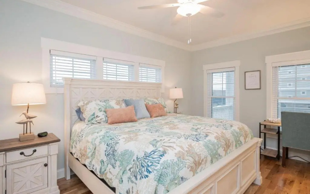 Pier Walker by Oak Island Accommodations