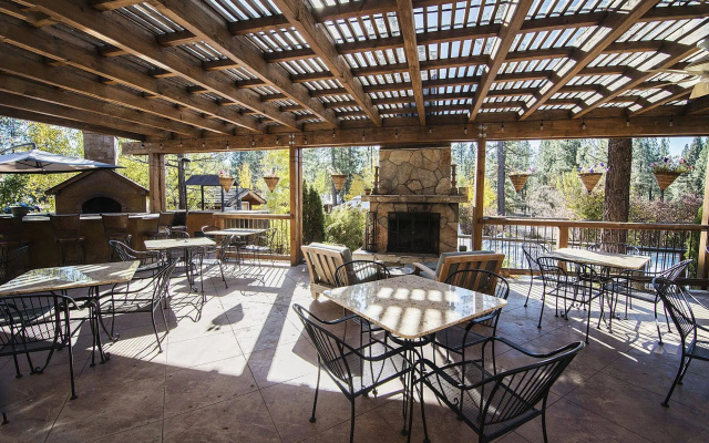 Chalet View Lodge