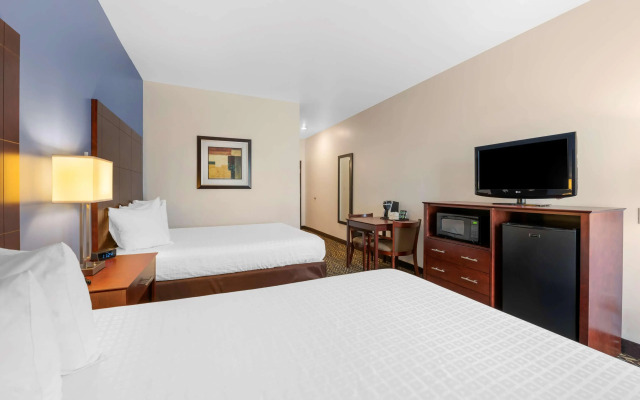 Best Western Plus Covered Bridge Inn