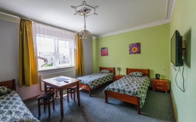 Regina Guest House