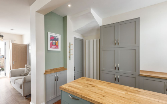 Host Stay Alice Hideaway