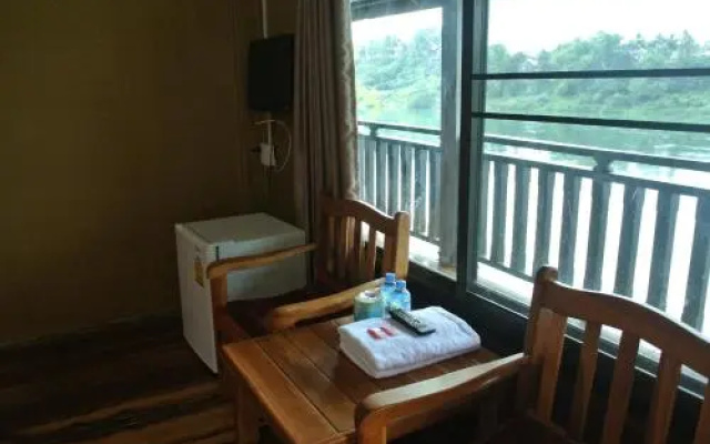 Khousap Guesthouse