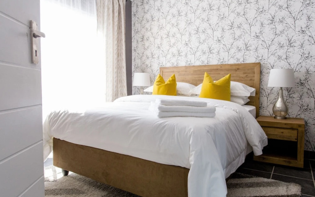 3 Lux Suites