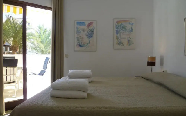 Apartment 50 Meters To Sporty Beach