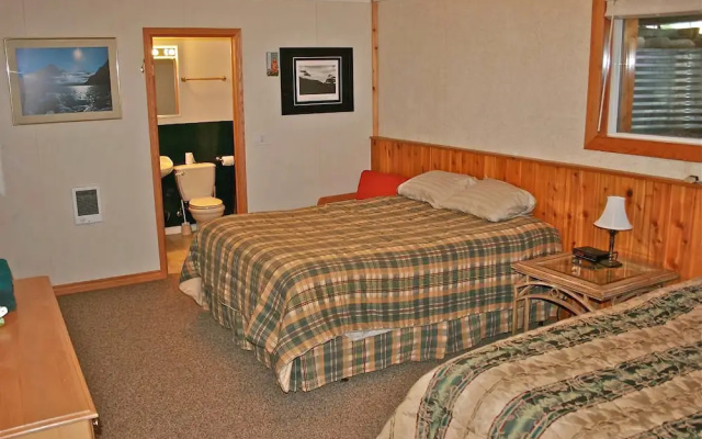 Heavens Edge Mountain Lodge