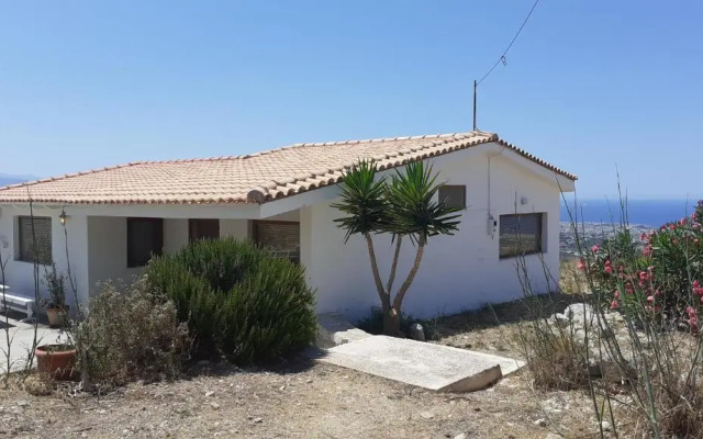 Stelios Villa
